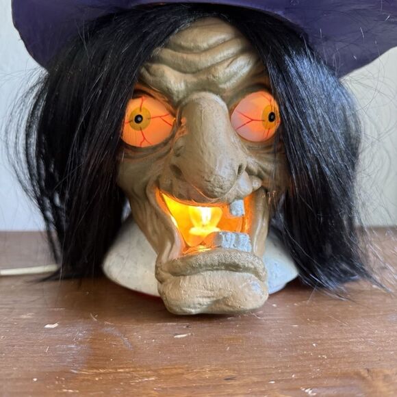 1993 Trendmasters Purple Hat Witch Light Up Working Halloween - Picture 2 of 9